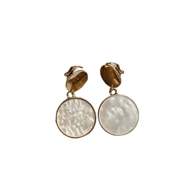 Clip-On Earrings - Picture 1 of 2
